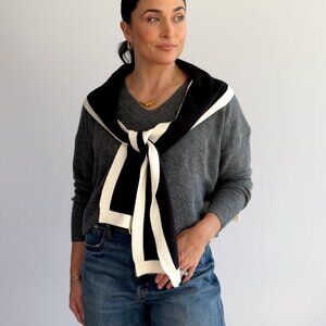 Black and Cream Knit Shoulder Wrap – Sweater Scarf Collar